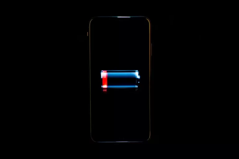 Android-Telefonlar-ve-iPhone-Nasil-Hizli-Şarj-Edilir