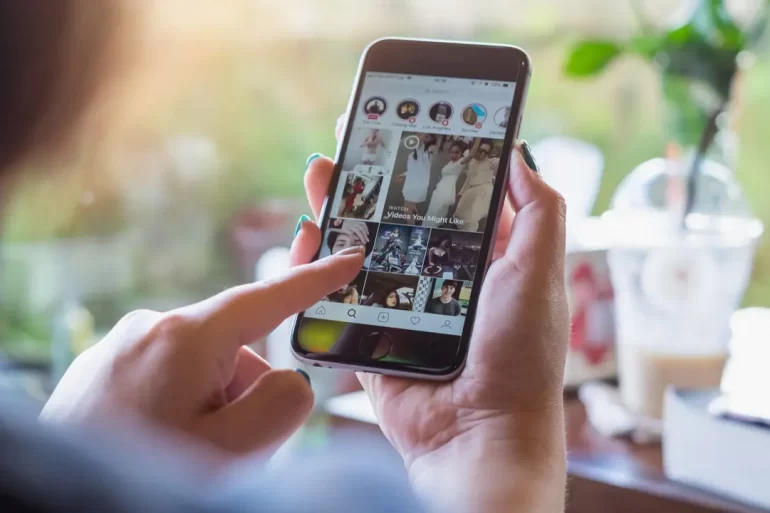 Instagram-Hikayelere-Birden-Fazla-Fotoğraf-Ekleme