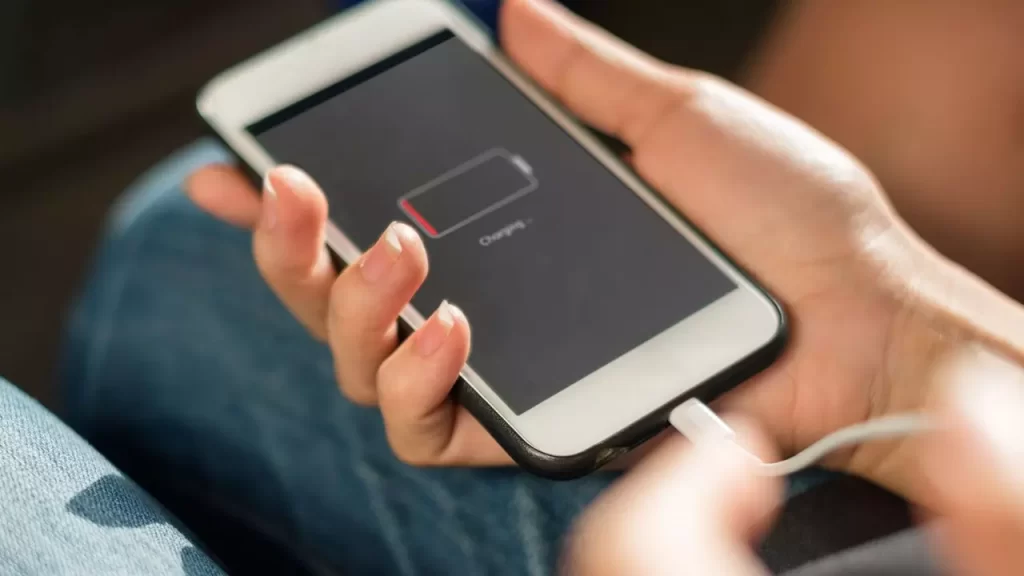 iPhoneum-şarj-olmuyor-sorunu-ve-çözümü
