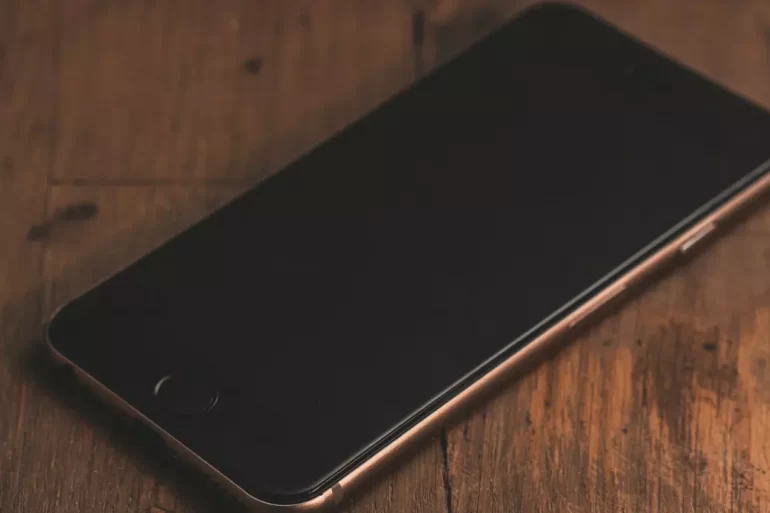 iPhone-Ekranin-Otomatik-Olarak-Kapanmasi-Nasil-Engellenir